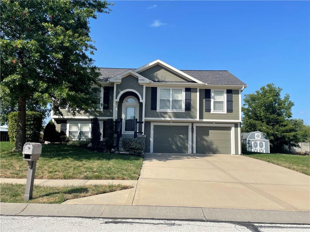 Photo of 920 E 8th St Circle