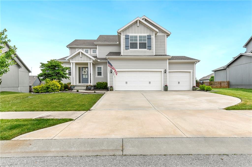 Photo of 124 SE Briar Valley Lane