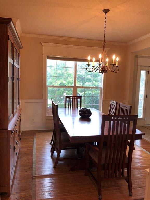 Photo 7 of 703 Willow Drive