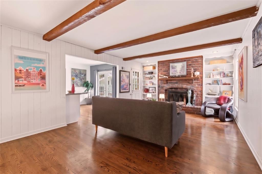 Photo 4 of 10935 Lydia Avenue