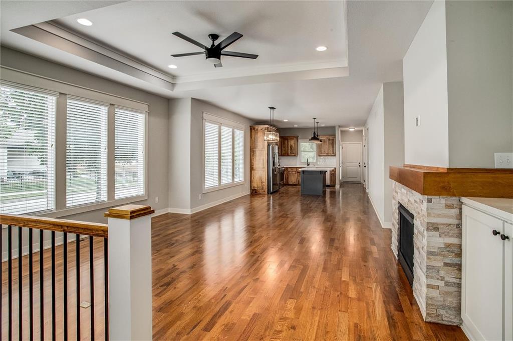 Photo 6 of 8117 N Farley Avenue