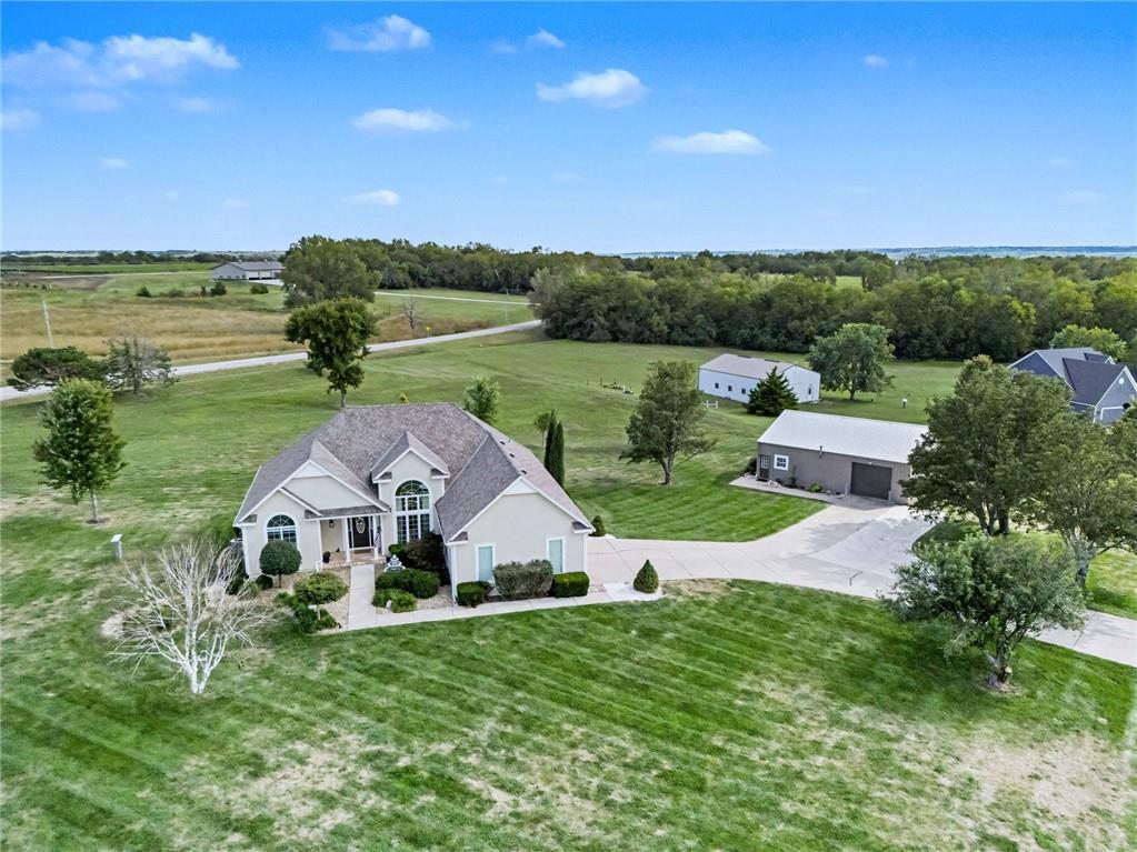 Photo 2 of 29621 Ashmore Way