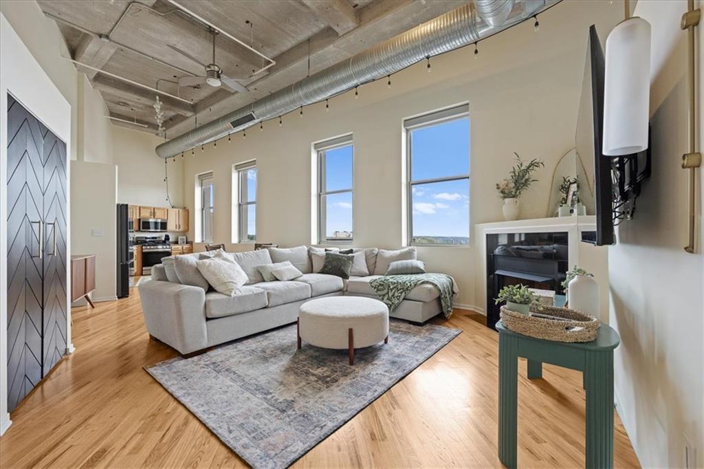 Photo of 2107 Grand Boulevard #1207