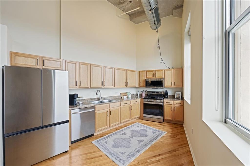 Photo 7 of 2107 Grand Boulevard #1207
