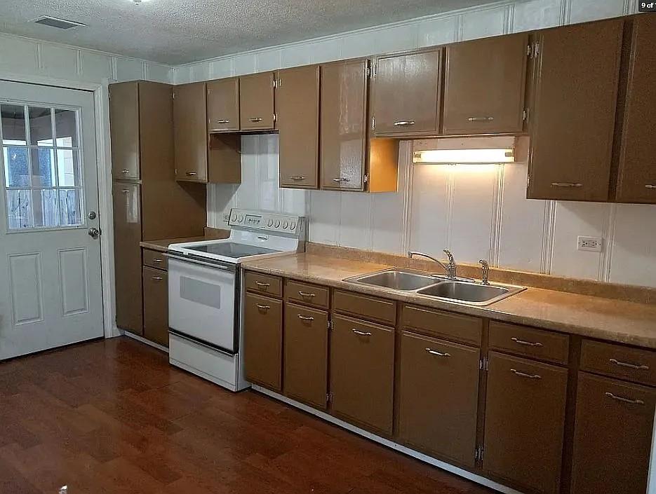 Photo 3 of 316 Vine Street