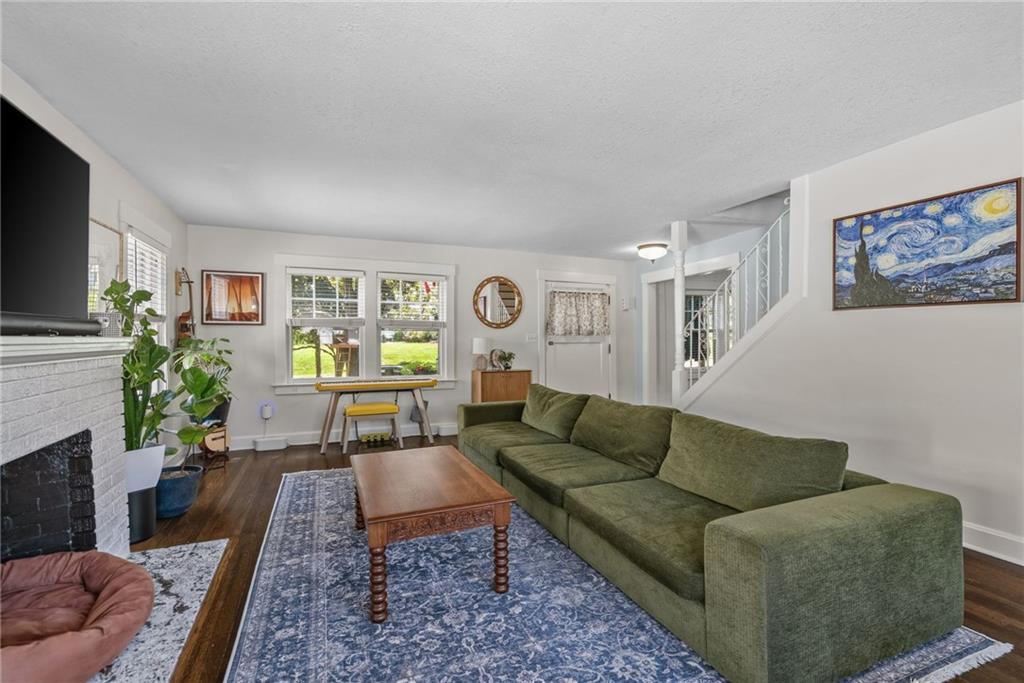 Photo 6 of 620 W 60TH Terrace