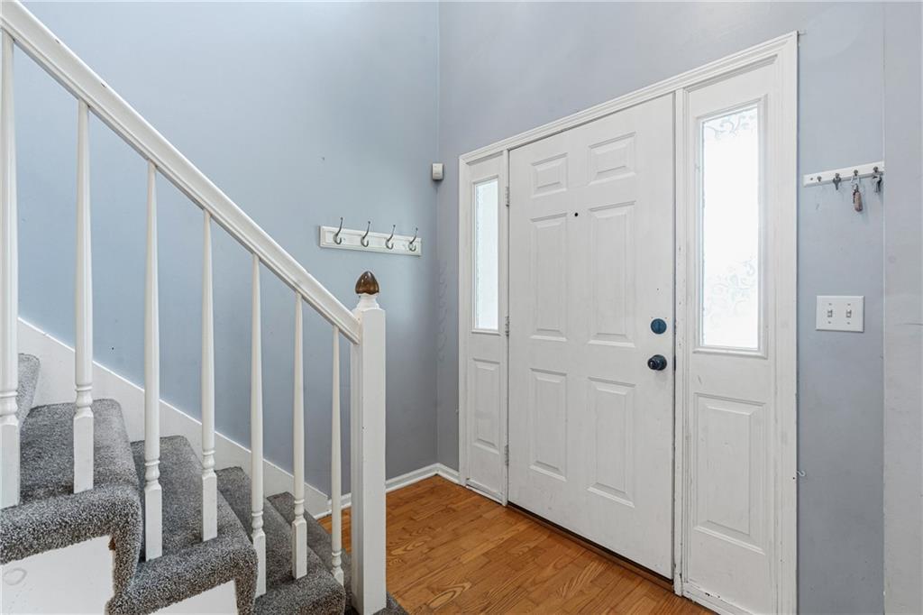 Photo 7 of 1112 Camelot Drive