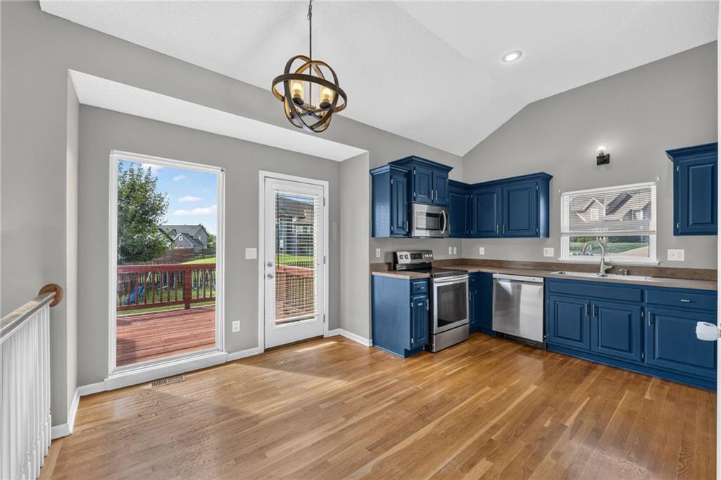 Photo 6 of 13123 Delaware Court
