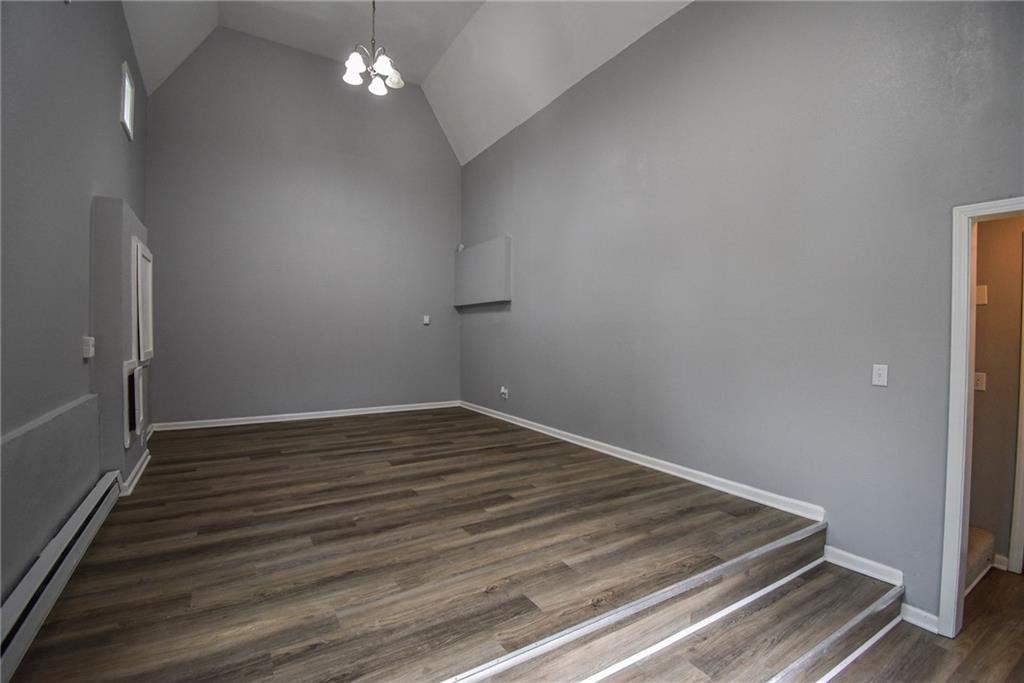 Photo 5 of 304 E 164th Terrace