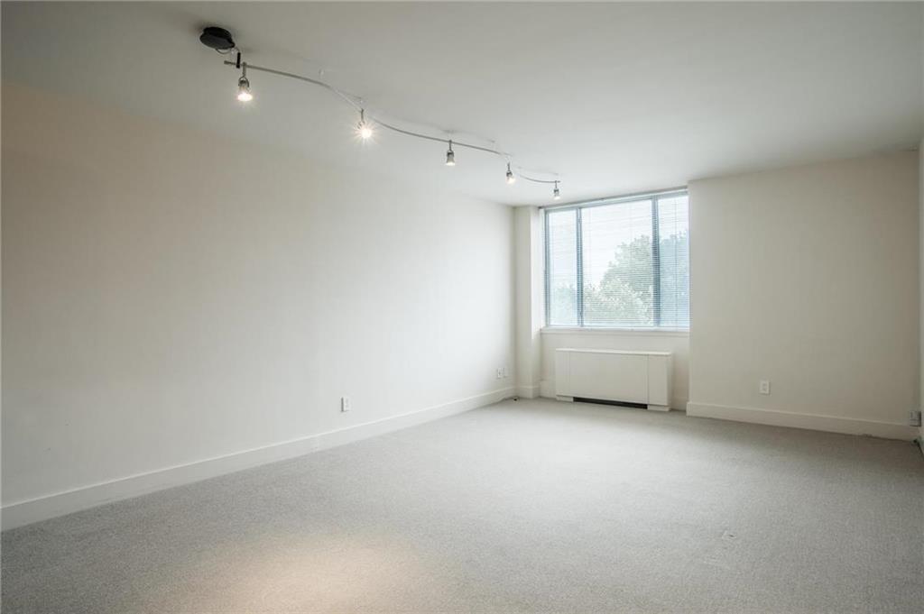 Photo 3 of 600 E 8th Street #5o