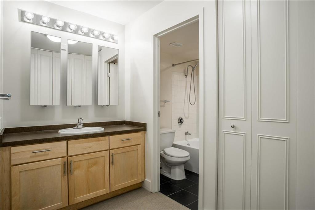 Photo 7 of 600 E 8th Street #5o