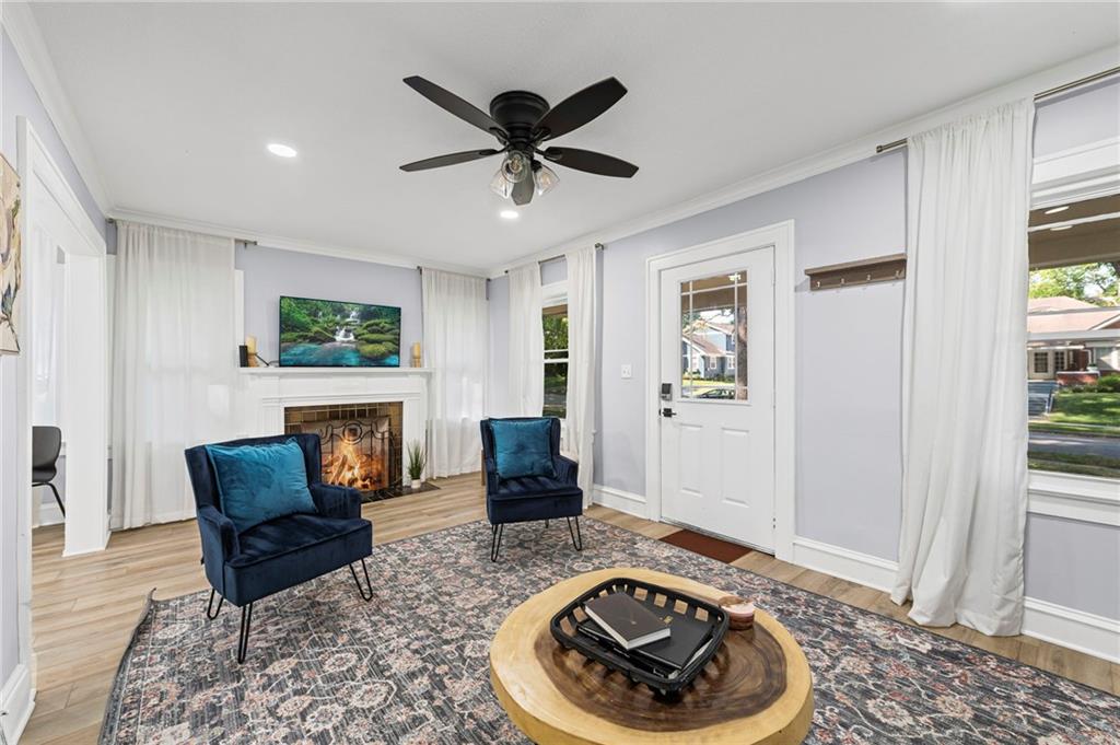 Photo 6 of 6415 Baltimore Avenue