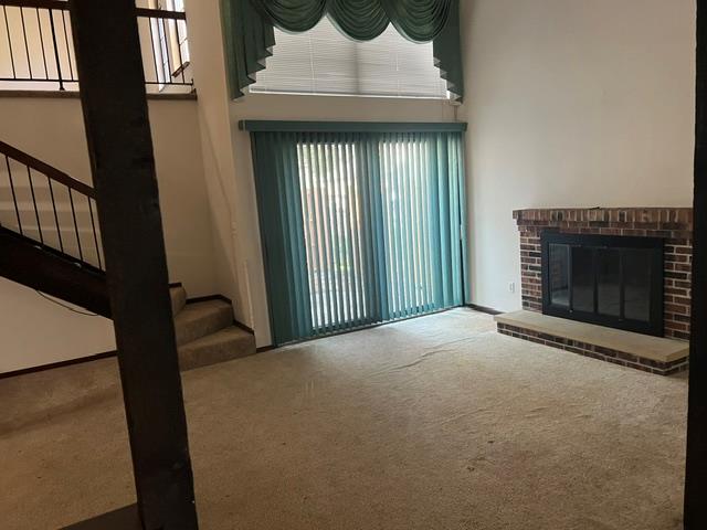 Photo 3 of 808 E 121st Terrace