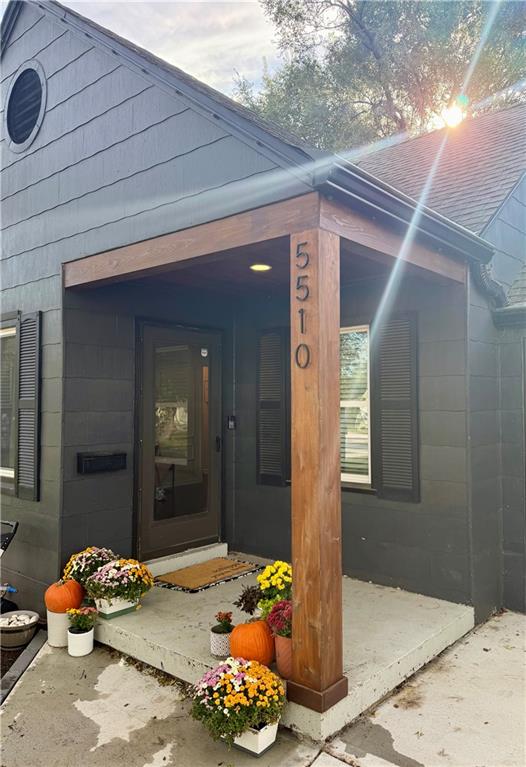 Photo 2 of 5510 Roe Boulevard
