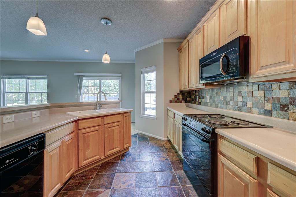 Photo 4 of 9147 Boehm Drive
