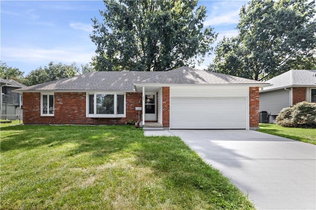 Photo of 305 Canterbury Lane