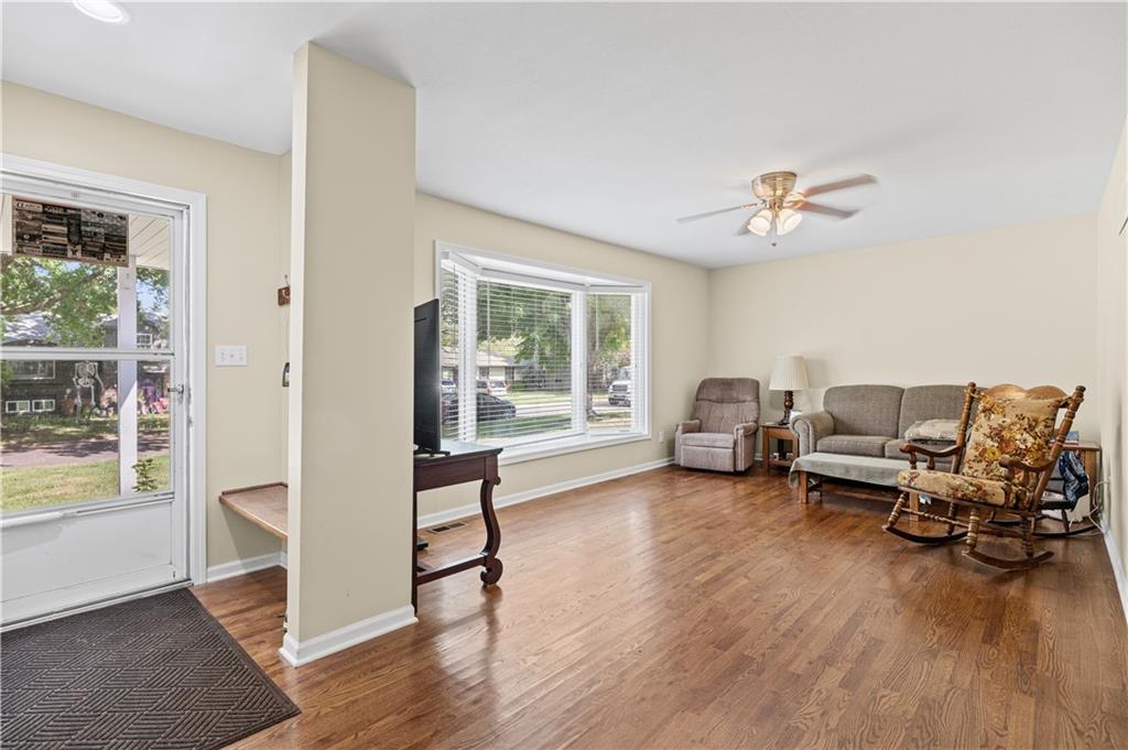 Photo 4 of 305 Canterbury Lane