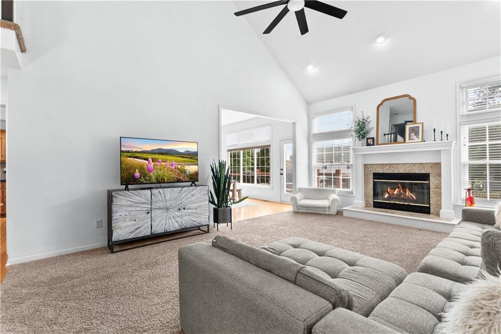 Photo 6 of 317 SW Bridlewood Court