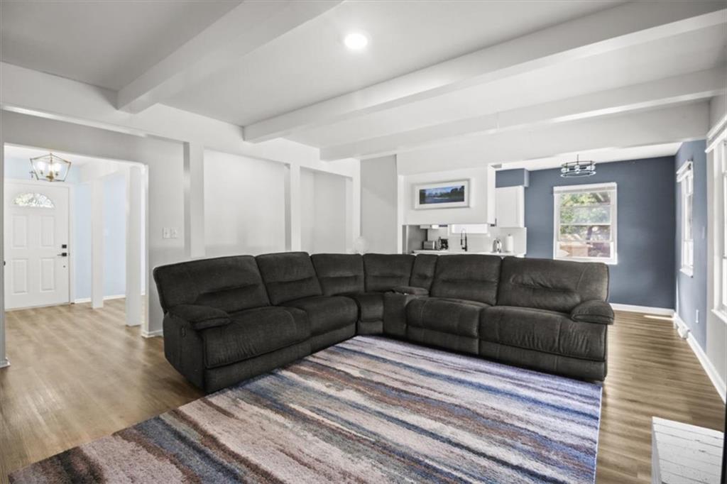 Photo 7 of 1109 Kingsridge Court