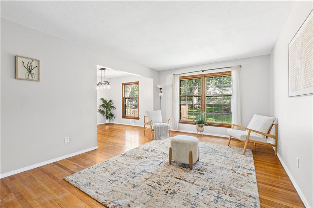 Photo 3 of 6202 E 110th Street